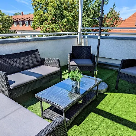 Leipzig-residenz Waldstrasse Am Zoo Und Red Bull Arena , Rooftop Mit 2 Dachterrassen * Lipsk