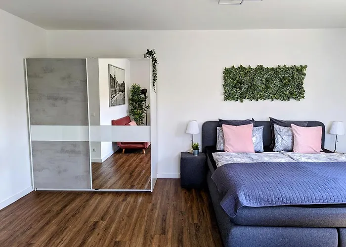 Leipzig-residenz Waldstrasse Am Zoo Und Red Bull Arena , Rooftop Mit 2 Dachterrassen * Lipsk